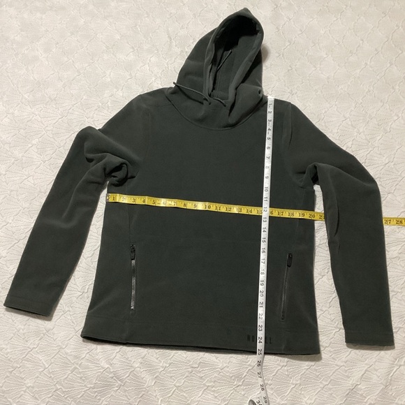 Nobull hoodie Pullover - Picture 2 of 5